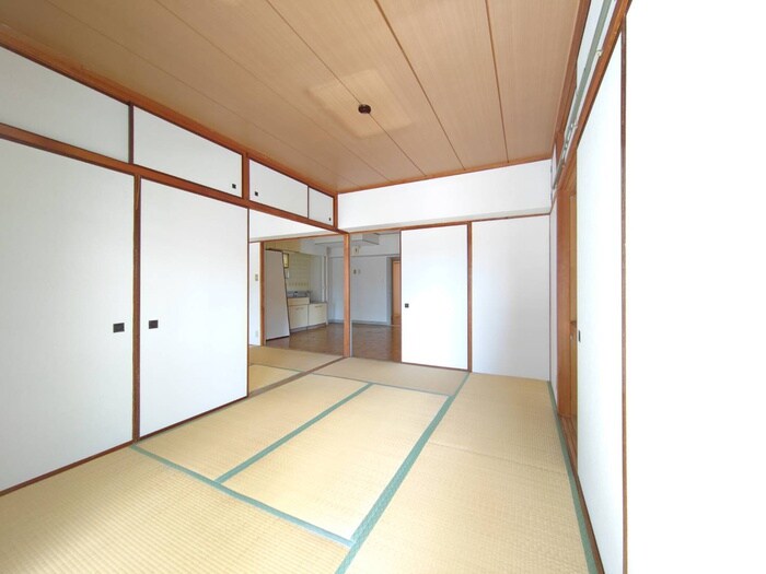 物件内観写真8　(居室)