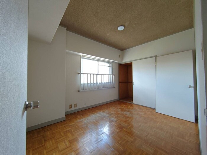 物件内観写真13　(居室)