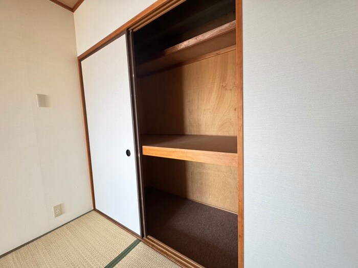 物件内観写真11　(収納)