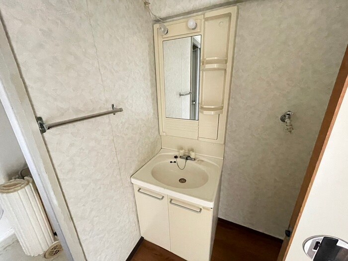 物件内観写真12　(洗面)