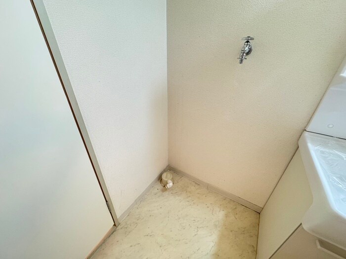 物件内観写真22　(洗濯機置場)