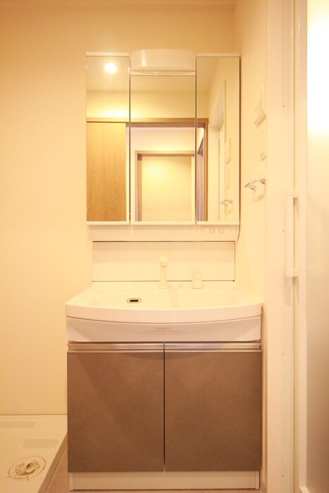 物件内観写真11　(洗面)