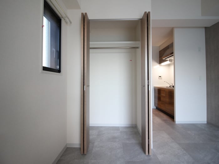 物件内観写真12　(収納)