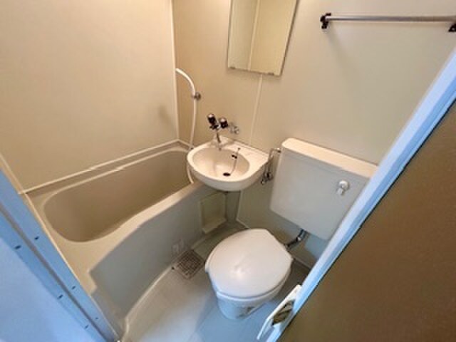 物件内観写真12　(バス／シャワールーム等)