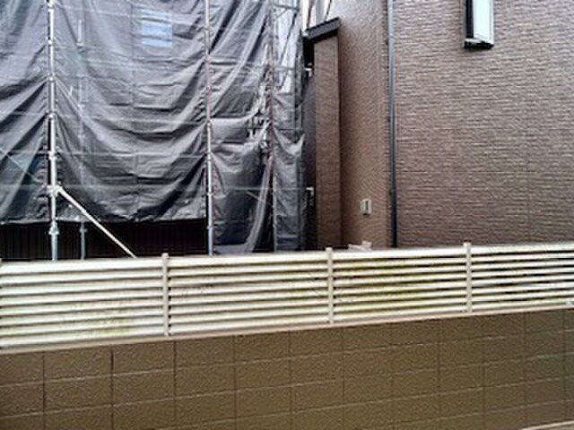 物件内観写真16　(室内からの展望)