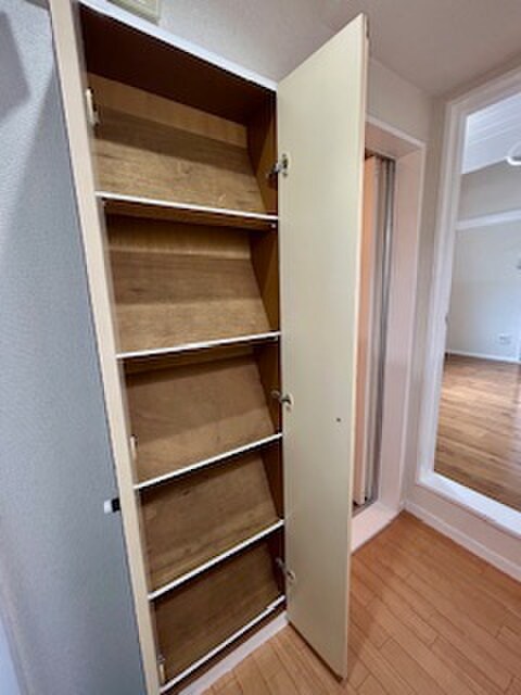 物件内観写真19　(靴箱)