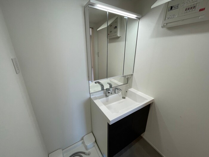 物件内観写真13　(洗面)