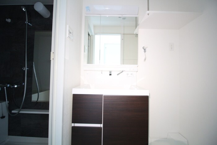 物件内観写真10　(洗面)