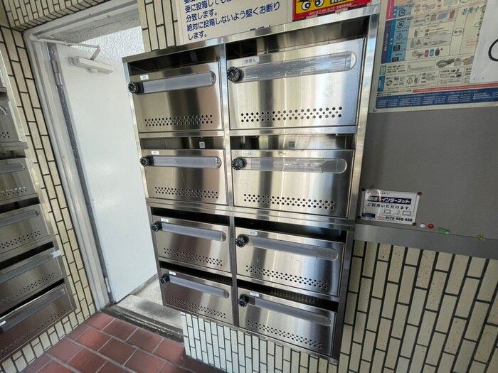 物件外観写真4　(建物設備)