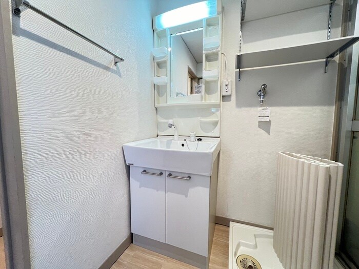 物件内観写真13　(洗面)