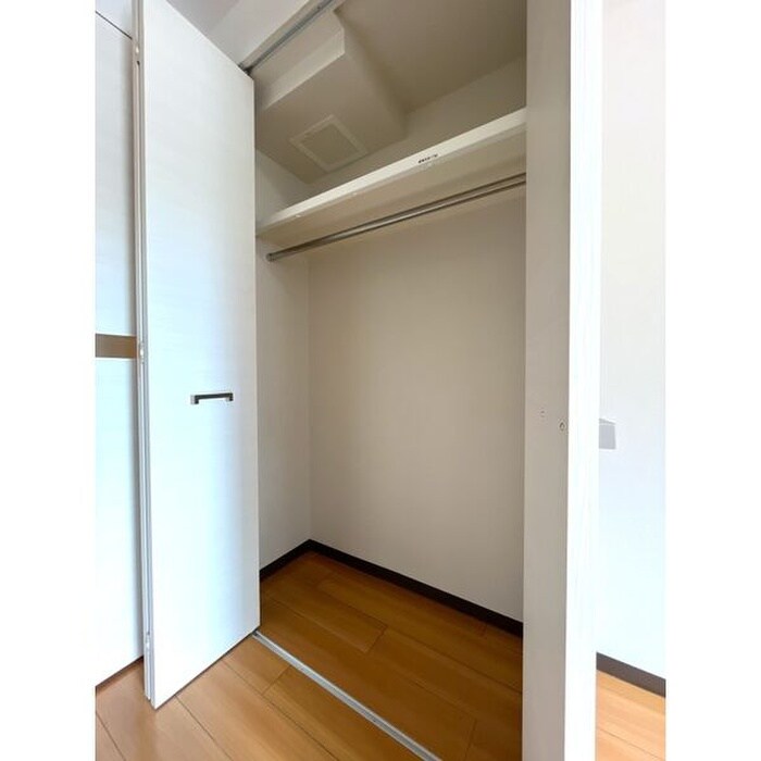 物件内観写真10　(収納)