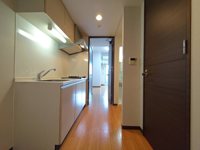 物件内観写真17　(廊下)