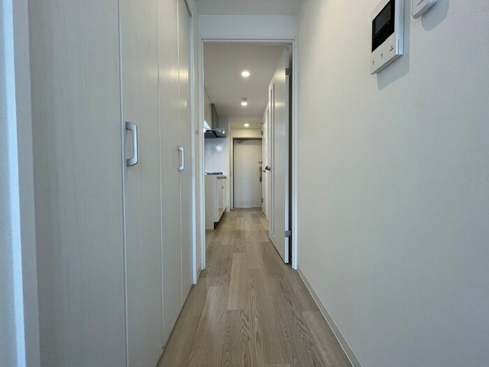 物件内観写真10　(廊下)