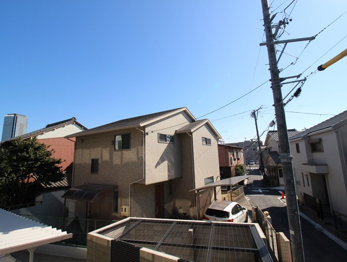 物件内観写真16　(室内からの展望)