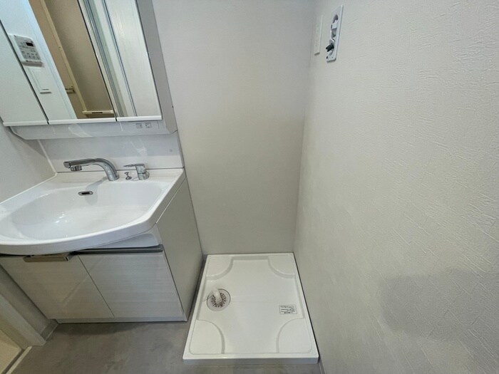 物件内観写真21　(洗濯機置場)