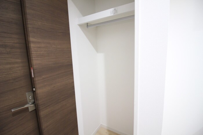 物件内観写真18　(収納)