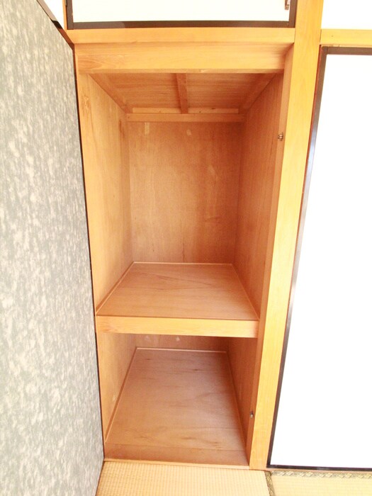 物件内観写真16　(収納)