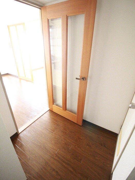 物件内観写真18　(廊下)