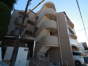 よもぎ台マンション外観写真