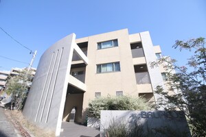 ＢＡＵＨＡＵＳ覚王山外観写真