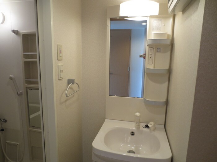 物件内観写真10　(洗面)