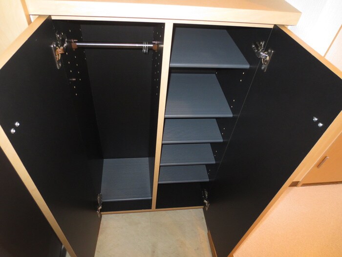 物件内観写真15　(靴箱)