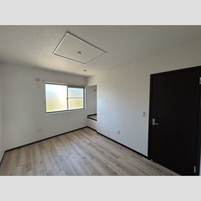 物件内観写真11　(居室)