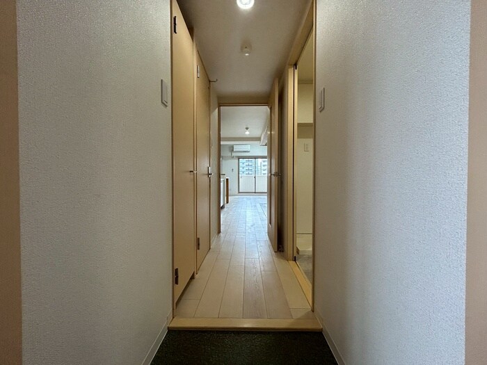 物件内観写真22　(玄関)