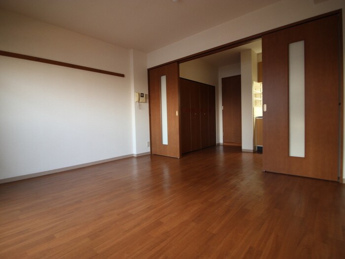 物件内観写真9　(居室)