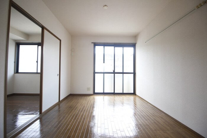 物件内観写真16　(居室)