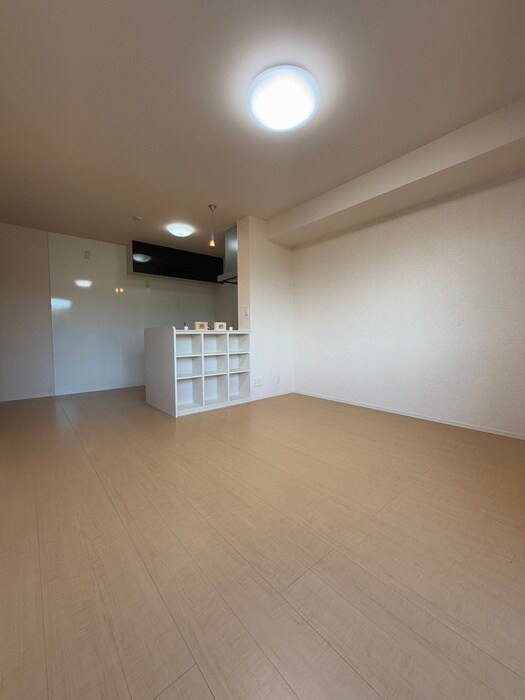 物件内観写真5　(居室)