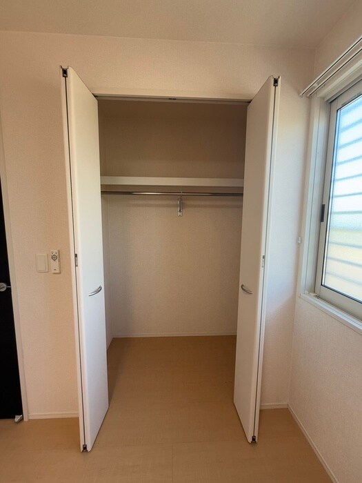 物件内観写真10　(収納)