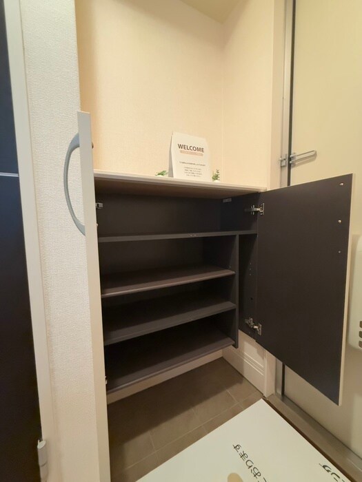 物件内観写真14　(靴箱)