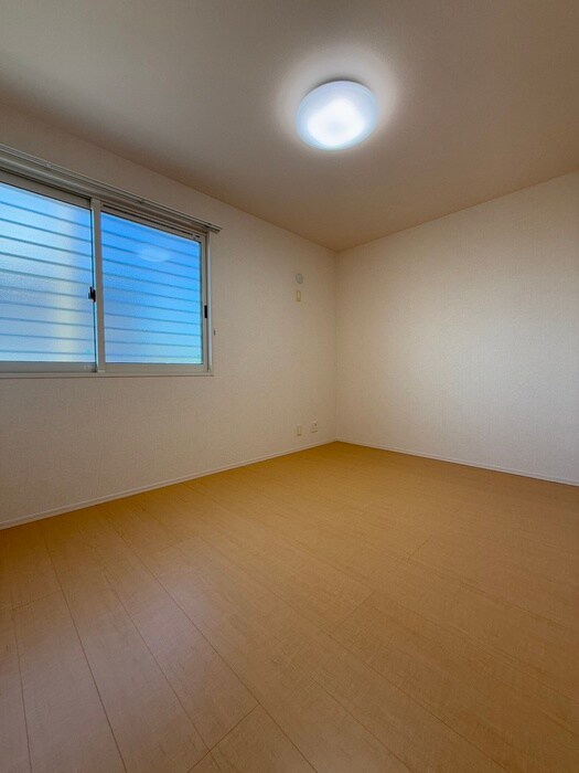 物件内観写真15　(居室)