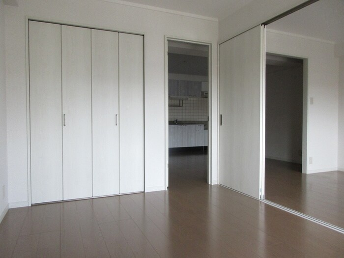 物件内観写真18　(居室)