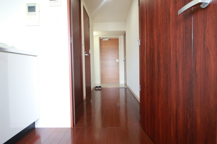 物件内観写真20　(廊下)