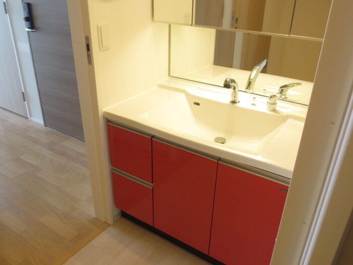 物件内観写真9　(洗面)