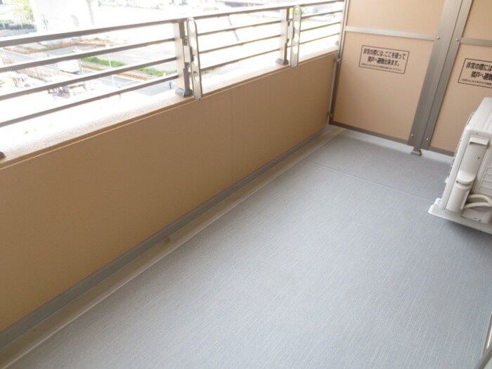 物件内観写真16　(ベランダ・バルコニー)