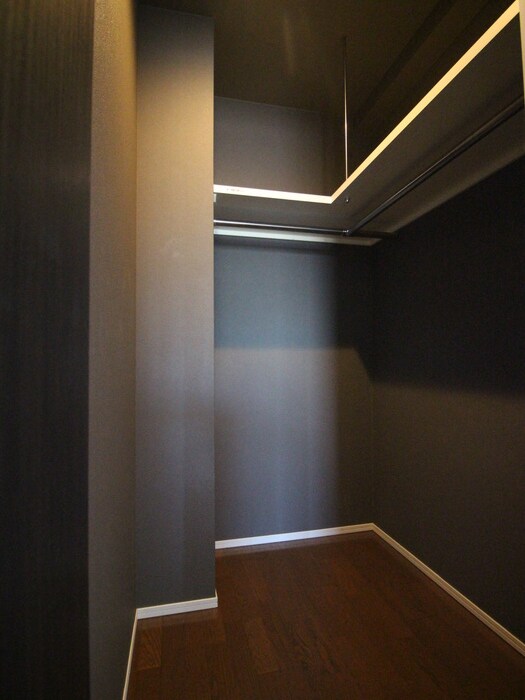 物件内観写真21　(収納)