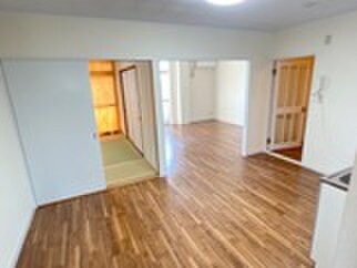 物件内観写真7　(居室)