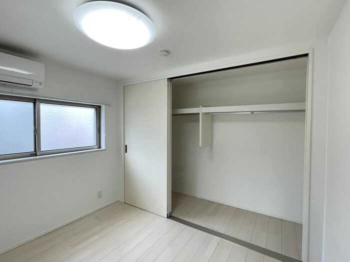 物件内観写真10　(収納)