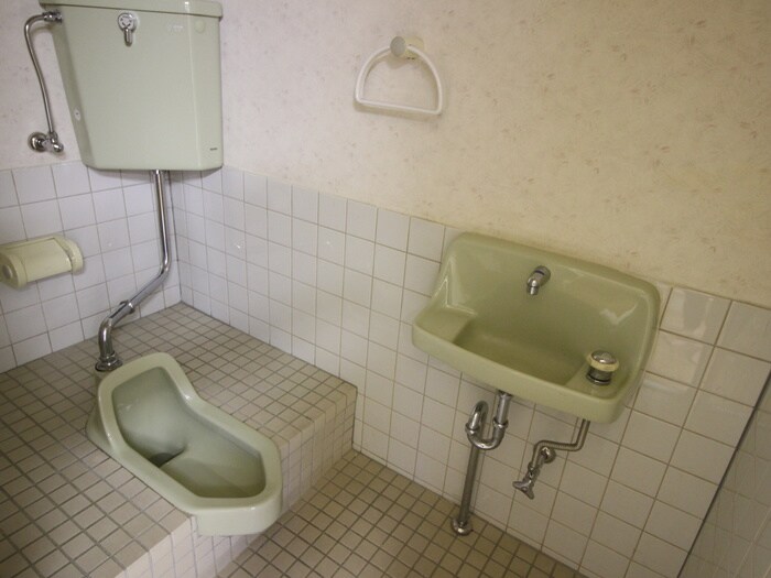 物件内観写真16　(トイレ)