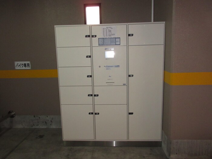 物件外観写真4　(建物設備)