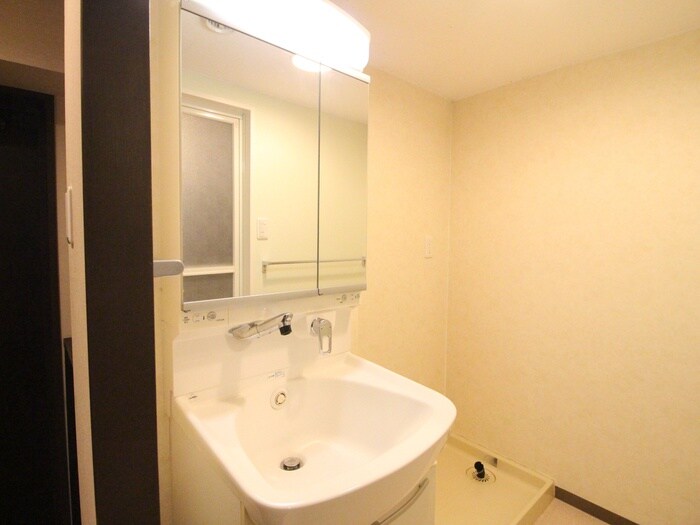 物件内観写真10　(洗面)