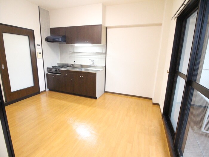 物件内観写真14　(居室)