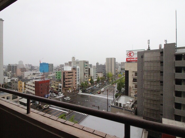 物件内観写真16　(室内からの展望)