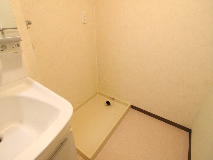 物件内観写真19　(洗濯機置場)