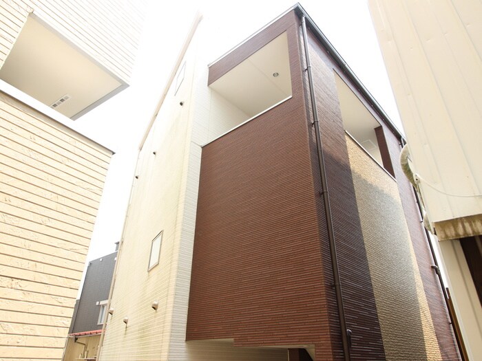 物件外観写真1　(外観写真)