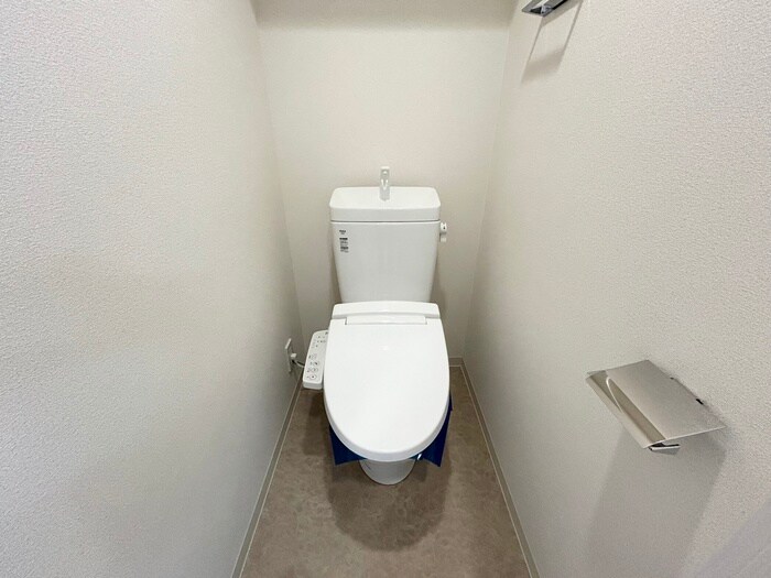 物件内観写真11　(トイレ)