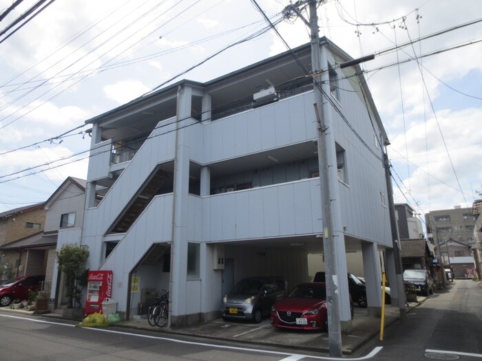 物件外観写真3　(外観写真)